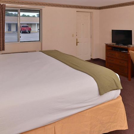 Americas Best Value Inn & Suites Wolcott Eksteriør bilde