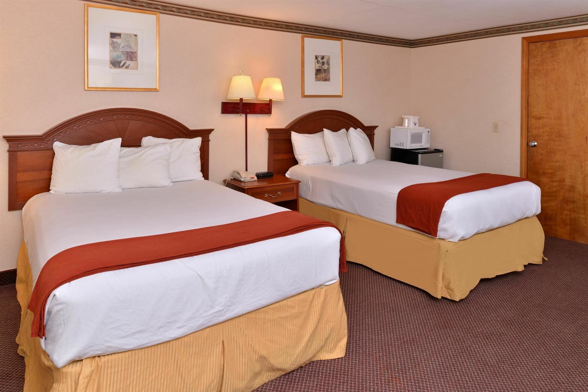 Americas Best Value Inn & Suites Wolcott Eksteriør bilde