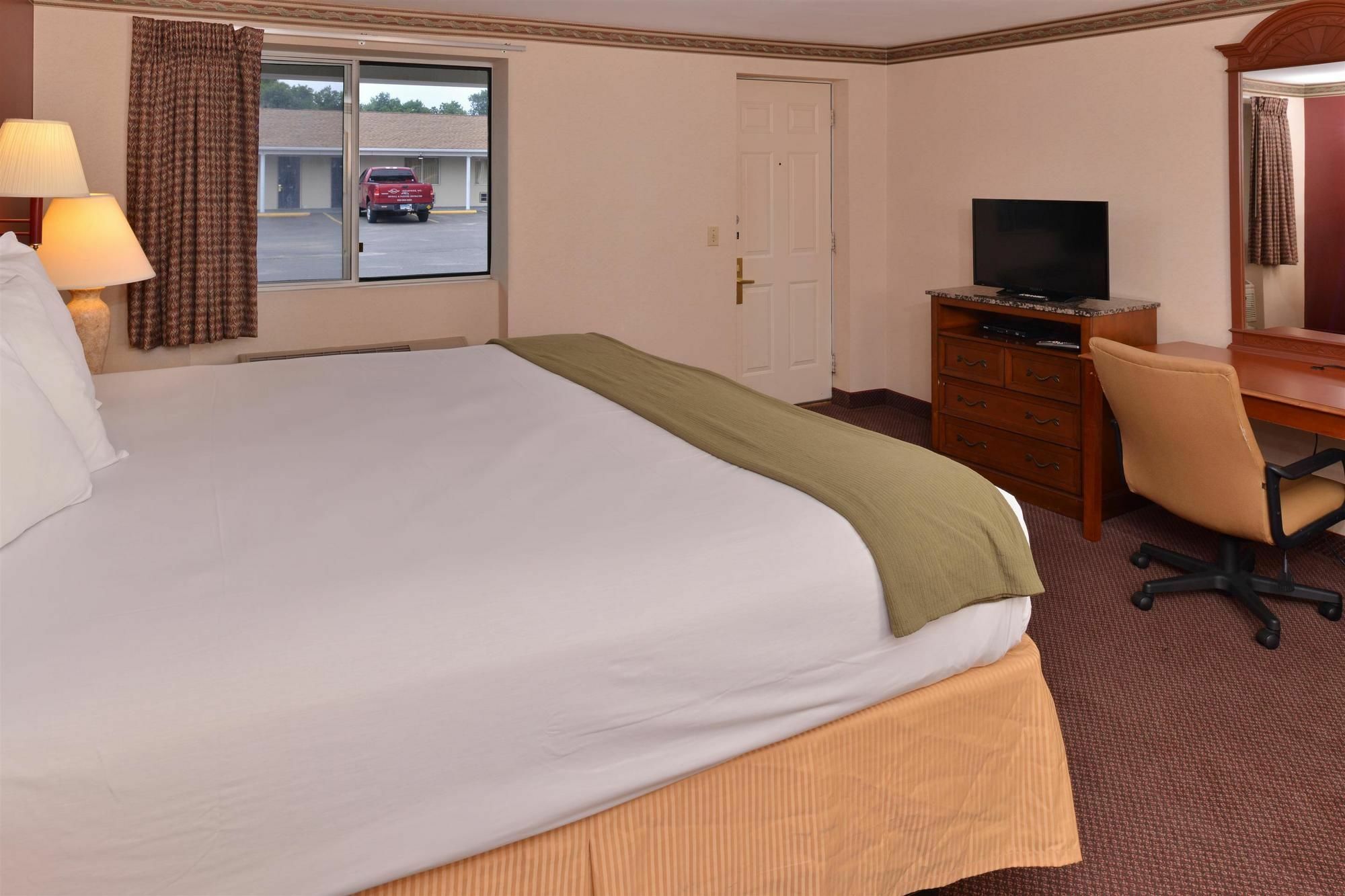 Americas Best Value Inn & Suites Wolcott Eksteriør bilde